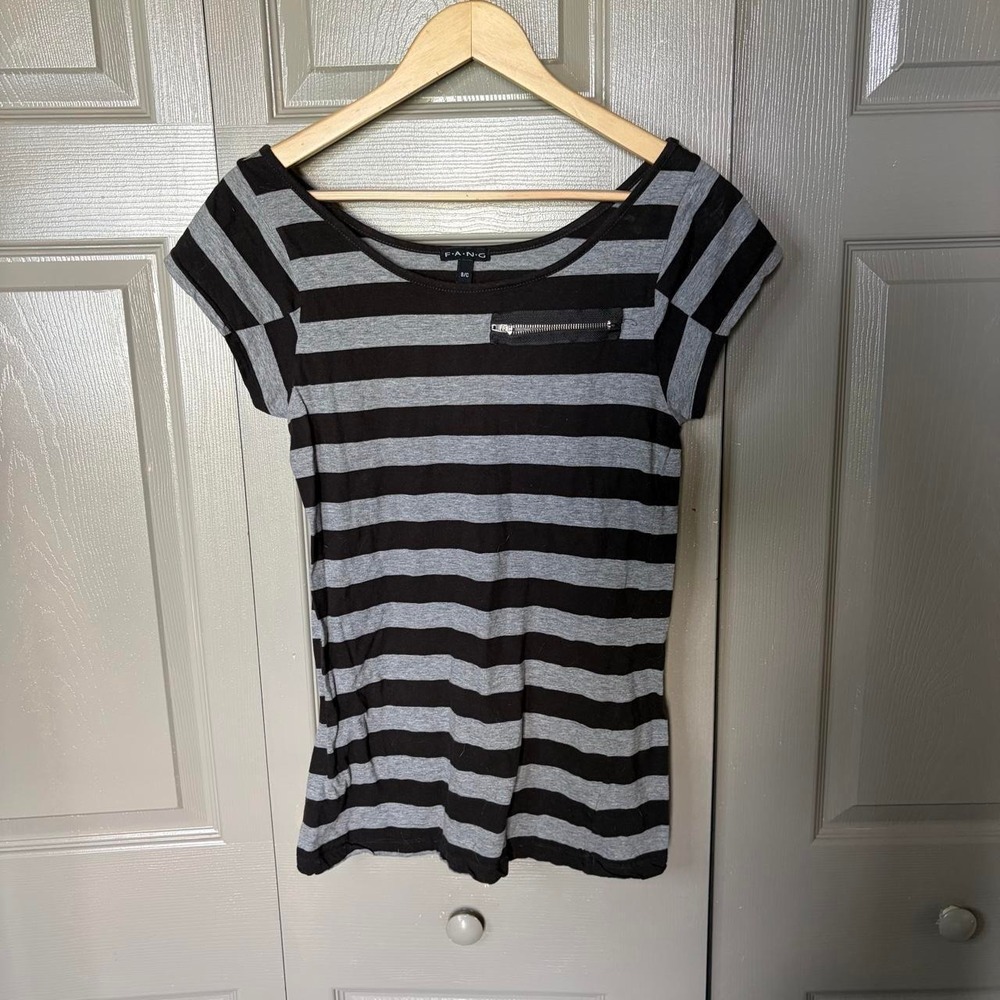 Fang Y2K Striped Blouse Womens Medium Black Grey Zipper Pocket Goth Grunge Top